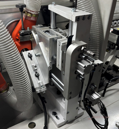 Automatic Edge Banding Machine IMEB-A-T7 — Fine Trim station close-up